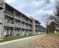Bild: Susanne Schwab
Nach langem Hoffen und Bangen sind die 119 Wohnungen im alten Bettenhaus des ehemaligen Amberger Bundeswehrkrankenhaus jetzt fertiggestellt und bewohnt.