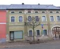 Bild: pi
Im Gebäude Hauptstraße 17 sollen eine Tagespflege und eine Bücherei entstehen.