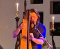 Bild: Angelika Hößl
Andy Lang zauberte mit Christine Kammerer bei einem Konzert in Kirchenlaibach keltische Klangwelten in den Kirchenraum.