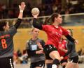 Bild: ham
Maja Müller (rotes Trikot) traf fünf Mal für die HSG Nabburg/Schwarzenfeld gegen HaSpo Bayreuth..