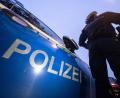 Symbolbild: Marijan Murat/dpa
In Hof attackierten drei Unbekannte einen jungen Mann. Die Polizei Hof ermittelt wegen gefährlicher Körperverletzung und bittet um Zeugenhinweise.
