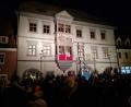 Bild: Janka Hannemann-Mathes
Zum letzten Mal stand Amelie Heyd als Christkind am Erkerfenster des Rathauses. Drei Mal hat sie als Christkind das Wort an die Tirschenreuther gerichtet.