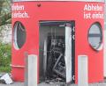 Bild: Sebastian Klemm/dpa
Bei Geldautomatensprengungen nutzen Kriminelle gefährliche Stoffe und richten hohen Schaden an. Bundesweit gehen Einsatzkräfte gegen solche Taten vor.  (Archivbild)