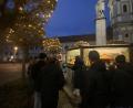 Bild: Inge Frank/exb
Auf dem Diepold-Brunnen am Basilikaplatz in Waldsassen werden wieder Krippen gezeigt.