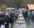 Bild: gf
Über mangelnde Besucher müssen sich die Beschicker des Forstlichen Weihnachtsmarktes auf dem Amberger Mariahilfberg nicht beklagen. Am Freitag, 6. Dezember, war Eröffnung. Am Samstag, 7. Dezember, geht es weiter.