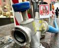 Bild: Gabi Schönberger
Nach einem Wasserrohrbruch in der Wörthstraße laufen die Reparaturarbeiten.