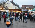 Bild: no
Das trockene Wetter am Sonntagnachmittag nutzten viele zu einem Besuch der Dorfweihnacht.