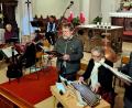 Bild: R. Kreuzer
Heiteres und Besinnliches brachten die beiden Gruppen in der Kirche St. Marien zu Gehör. Rechts "Sie und de Zwoa".