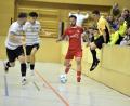 Bild: Hubert Ziegler
Szene aus dem Endspiel zwischen dem ATSV Erlangen (rotes Trikot) und der SpVgg SV Weiden (weiße Trikots).