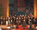 Bild: rgr
Die Chöre "Sin falta" (links) und "New Voices", das Ensemble "4 Dimension" sowie einige Instrumentalisten boten einen Hörgenuss beim 7. Ökumenischen Festkonzert am Dreikönigstag in der Friedenskirche Grafenwöhr.
