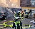 Bild: mab
Der Feuerwehr gelang es, ein Übergreifen des Brandes auf das Wohnhaus zu verhindern.
