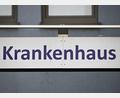 Bild: Arne Dedert/dpa
Der Streik ist zunächst aufgeschoben. Wie es weitergeht, sollen nun die Ärztinnen und Ärzte in einer Urabstimmung entscheiden.