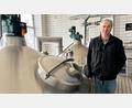 Bild: Gabi Schönberger
Sauber und gepflegt präsentiert sich die Brauerei von Josef Bauriedl in Eslarn. Allerdings steht die Produktion seit November still. Ob und wie es weitergeht, darüber ist sich der Inhaber noch nicht klar.