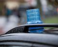 Symbolbild: Daniel Vogl/dpa
Polizeibeamte haben zwei Brüder zu ihren Erziehungsberechtigten gebracht, nachdem sie auf Gleisen unterwegs waren.
