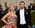 Archivbild: Evan Agostini/Invision/AP/dpa
Das Schauspieler-Ehepaar Blake Lively und Ryan Reynolds wurde von ihrem Kollegen Justin Baldoni wegen Verleumdung verklagt.