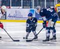 Bild: Tobias Neubert
Die Puck- und Fahnenkinder aus dem Kader des 1. EV Weiden benötigen für die Spiele der Blue Devils Weiden keine Eintrittskarten.