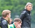 Archivbild: A. Schwarzmeier
Josef Dütsch wird kommende Saison nicht mehr Trainer des FC Weiden-Ost sein, bleibt dem Verein aber in einer anderen Rolle treu.