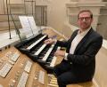 Bild: Holger Popp
Maximilian Betz am Spieltisch der Voit-Konzertsaalorgel.