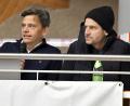 Bild: Hubert Ziegler
Für den Bezahlsender Sky berichten sie normalerweise von der Formel 1 – am Wochenende moderierten Sascha Roos (links) und Peter Hardenacke aber in der Kümmersbrucker Mehrzweckturnhalle beim Wagner-Cup des ASV Haselmühl.