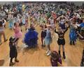 Bild: Stephanie Wisgickl/exb
Beim Kinderfasching in der Nordgauhalle in Nabburg ist die Tanzfläche so gut wie immer voll.