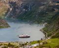 Bild: Thomas Bøen Alme
Die MS MIDNATSOL im Geiranger Fjord: Norwegens Fjordlandschaft hautnah erleben.