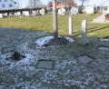 Bild: fz
Die Vorgaben sind streng, wie die Platten der Urnenschächte im Störnsteiner Friedhof zu beschriften sind. Der Gemeinderat will die Regeln in seiner nächsten Sitzung lockern.