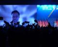 Bild: Sebastian Willnow/dpa
Tesla-Chef Elon Musk lässt sich beim AfD-Wahlkampfauftakt feiern.