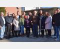 Bild: bö
Ihren 85. Geburtstag hat Barbara Hümmer (Bildmitte) aus Emhof gefeiert. Dazu gratulierte ihr Mann Ludwig (rechts daneben), ihre Kinder mit Familien und auch Dritter Bürgermeister Martin Bauer (links) für den Markt Schmidmühlen.