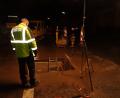 Bild: ui
Mitarbeiter der Stadtwerke und einer Baufirma waren bis in die Nacht beschäftigt, den Wasserrohrbruch am Hammerweg zu reparieren.