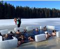 Bild: Sophia Goldner/fph
Ein paar Minuten halten es die Eisbader im kalten Wasser schon aus.
