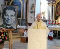 Bild: Claudia Klinger
Reinhard Pappenberger, Weihbischof der Diözese Regensburg, ermuntert beim Gottesdienst zum Don-Bosco-Fest in Ensdorf, sich stark zu machen für ein friedliches Miteinander.