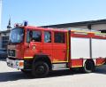Bild: bnr
Die vier Feuerwehren des Marktes Schwarzenfeld sind technisch gut ausgerüstet. Das Bild zeigt das Tanklöschfahrzeug 16/25 der Feuerwehr Schwarzenfeld, das durch ein Löschgruppenfahrzeug 20 ersetzt werden soll.
