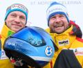 Bild: Robert Michael/dpa
Francesco Friedrich (l) gewinnt im Zweierbob vor Johannes Lochner in Lillehammer.