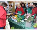 Archivbild: hdk
Der Gartenbauverein bringt sich ins gesellschaftliche Leben in Königstein ein, zum Beispiel mit einem Stand beim „Markt der Genüsse“.