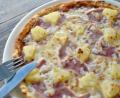 Bild: Angelika Warmuth
Weder der Rauch aus dem Ofen noch der ausgelöste Rauchmelder konnten einen Mann wecken. Er schob eine Pizza in den Ofen und ging schlafen. Die Feuerwehr rückte an.