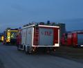 Bild: dob
Dutzende Feuerwehrkräfte aus der Umgebung fuhren am Montagnachmittag gegen 17 Uhr nach Spielhof.