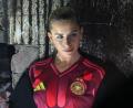 Bild: Jens Kalaene/dpa
Auch Influencerin Caro Daur zeigte sich schon in dem neuen Trikot. (Archivbild)