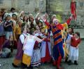 Archivbild: Stephan Huber
Alle fünf Jahre wurden früher die Schweppermannspiele in Kastl aufgeführt – heuer stehen Laiendarsteller aus dem Ort mit einem neuen Stück auf der Bühne im Innenhof der Klosterburg.
