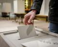 Symbolbild: Kay Nietfeld/dpa
Im Landkreis Schwandorf wird bei der Wahl am 23.Februar die AfD zweitstärkste Kraft. Die SPD ist dagegen völlig chancenlos.