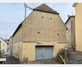 Bild: Petra Hartl
Das Anwesen Ballhausgasse 1 in der Amberger Altstadt war bisher noch nie Wohnhaus. Das soll sich wohl ändern, weshalb die Bauverwaltung eine Reform der Baugestaltungssatzung wollte.