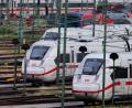 Bild: Christian Charisius
Die Deutsche Bahn richtet im März einen zusätzlichen Direktzug zwischen Rostock über etwa Berlin, Leipzig und Frankfurt nach Stuttgart bzw. München ein.