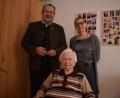 Bild: bnr
Am Sonntag feierte Maria Meier (Mitte) aus Eckendorf ihren 90. Geburtstag. An ihrem Ehrentag gratulierten Nabburgs Bürgermeister Frank Zeitler und Tochter Sonja.