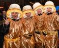 Bild: Petra Hartl
Diese Besucherinnen der Amberger Hexennacht haben sich vom Faschingshit "Wackelkontakt" beeinflussen lassen. Eine der Frauen sagt: "Wir haben uns beim Après-Ski im Ösiland in das Lied verliebt. Außerdem sind wir 70er-Kinder. Da hat das natürlich auch gut gepasst."