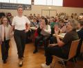 Bild: Hirsch
Models aus dem Kreis der Landfrauen zeigen beim Landfrauentag in der Nabburger Nordgauhalle die neuesten Modetrends für Frauen und Kinder und bekommen dafür Beifall von den 600 Besuchern.