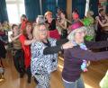 Bild: Kunz
Eine Polonaise gehörte beim Seniorenfasching im Maria-Seltmann-Haus natürlich dazu.