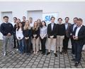 Bild: Gustl Beer
Die Gründungsversammlung der Schüler-Union Weiden-Neustadt/WN wählt Paul Zaruba (Fünfter von rechts) zum Vorsitzenden.