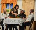 Archivbild: jr
Das Foto zeigt eine Szene des Burschen-Theaterabends in Konnersreuth im vergangenen Jahr.
