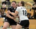 Archivbild: Hubert Ziegler
Wenn Victoria Schaller (links) und die HG Amberg auch in der kommenden Saison in der Bezirksoberliga spielen wollen, müssen sie noch einige Hürden überwinden.
