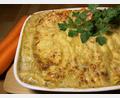 Bild: Michael Schiffer
Mit Spitzkohl und Möhren ist diese Lasagne gefüllt.