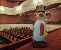 Bild: Sarah Kotz
Das Kindertheaterfestival Amberg (KIT) gibt es heuer zum 20. Mal. Am Ende eines jeden Festivals wurde stets von einer Kinder-Jury der Sieger gekürt, der diese Skulptur von Künstler Otmar Alt verliehen bekam. Heuer werden einige Gewinner-Stücke der vergangenen Jahre gezeigt.